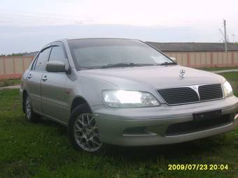 2002 Mitsubishi Lancer Cedia Pics