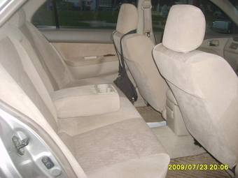 2002 Mitsubishi Lancer Cedia Photos