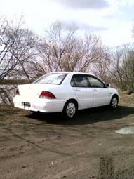 2002 Mitsubishi Lancer Cedia Photos