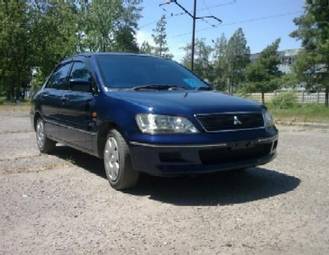 2002 Mitsubishi Lancer Cedia Photos