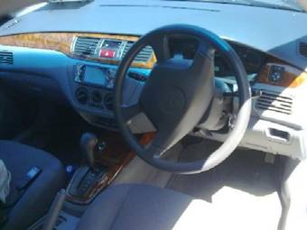 2002 Mitsubishi Lancer Cedia Images