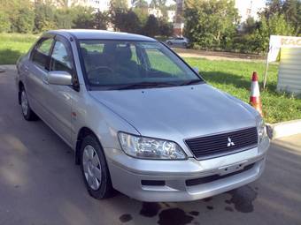 2002 Mitsubishi Lancer Cedia Photos