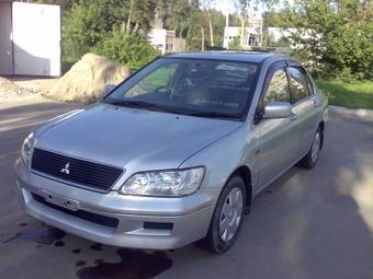 2002 Mitsubishi Lancer Cedia Photos