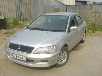 2002 Mitsubishi Lancer Cedia Photos