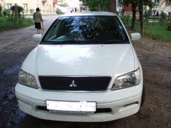 2002 Mitsubishi Lancer Cedia Pictures