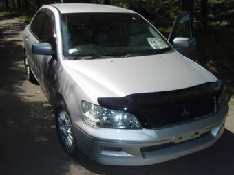 2002 Mitsubishi Lancer Cedia Pictures