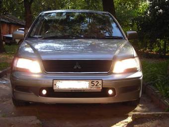 2002 Mitsubishi Lancer Cedia Photos