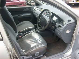 2002 Mitsubishi Lancer Cedia Pictures