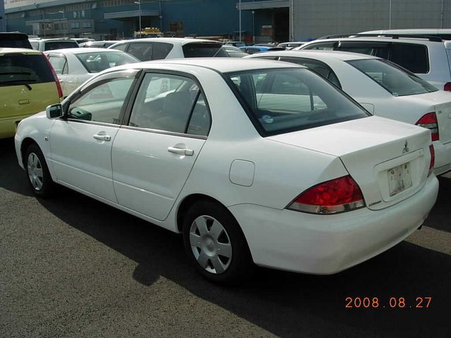 2003 Mitsubishi Lancer Cedia