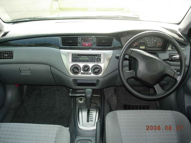 2003 Mitsubishi Lancer Cedia