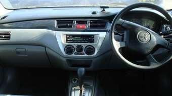 2003 Mitsubishi Lancer Cedia Pictures