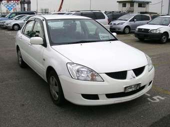 2003 Mitsubishi Lancer Cedia Pictures