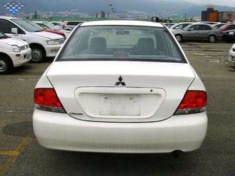 2003 Mitsubishi Lancer Cedia Photos