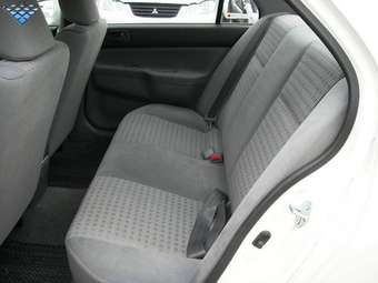 2003 Mitsubishi Lancer Cedia Photos