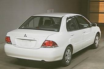 2003 Mitsubishi Lancer Cedia Pictures