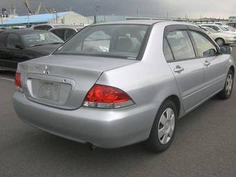 2003 Mitsubishi Lancer Cedia Photos