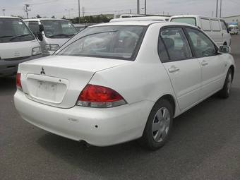 2003 Mitsubishi Lancer Cedia Pictures