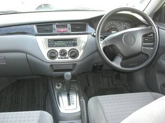 2003 Mitsubishi Lancer Cedia Photos