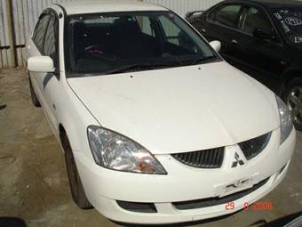 2003 Mitsubishi Lancer Cedia Pictures