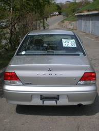 2003 Mitsubishi Lancer Cedia Pics