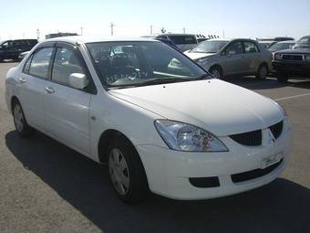 2003 Mitsubishi Lancer Cedia Pictures