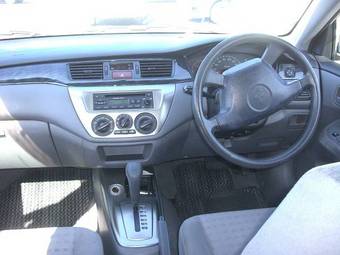 2003 Mitsubishi Lancer Cedia Pictures
