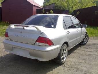 2003 Mitsubishi Lancer Cedia Photos