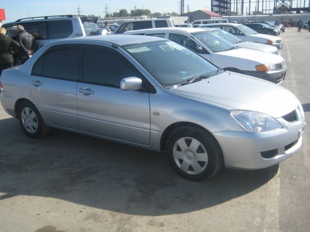 2003 Mitsubishi Lancer Cedia