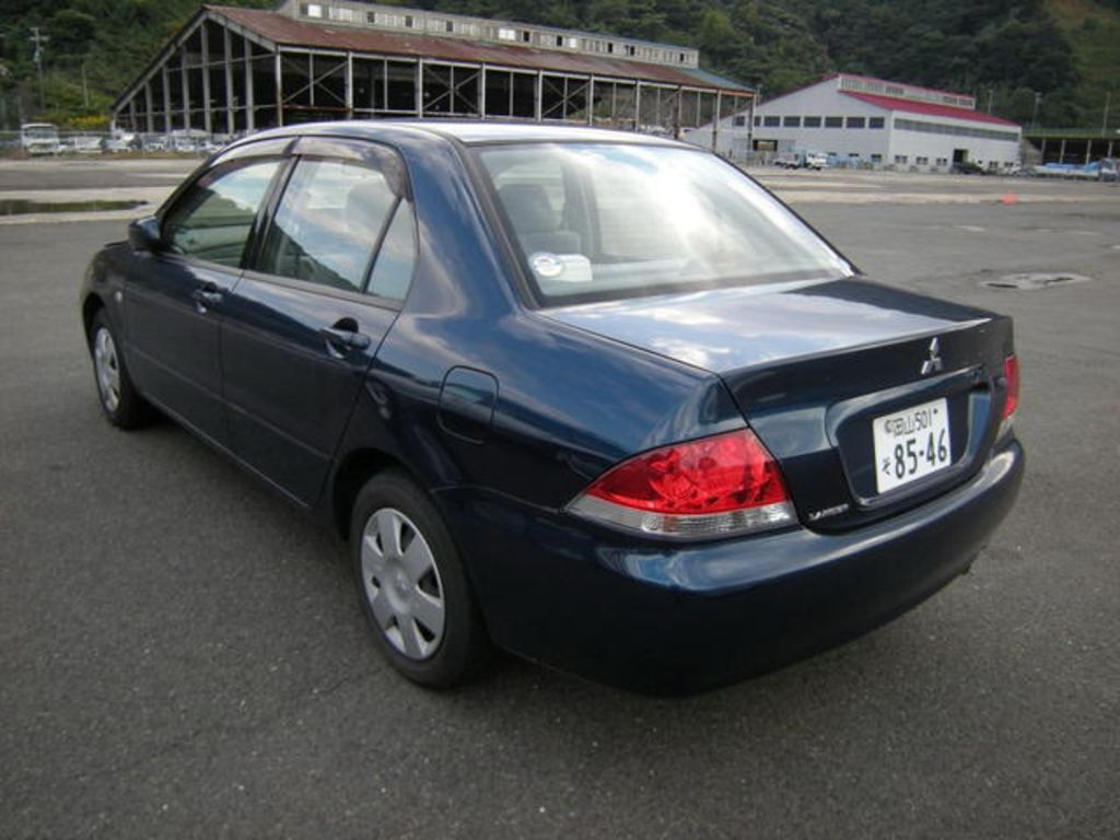 2004 Mitsubishi Lancer Cedia