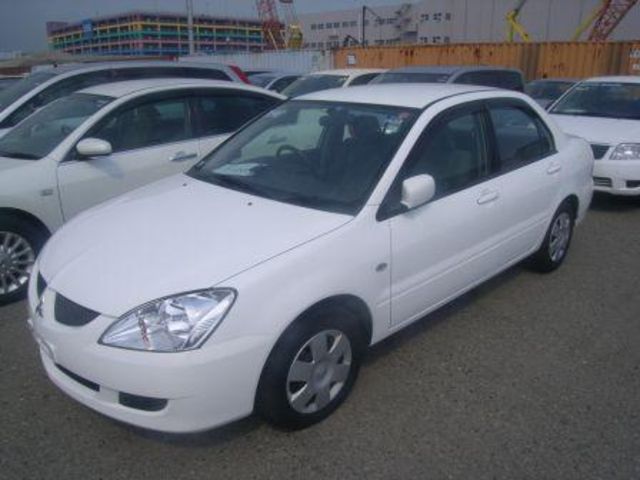 2004 Mitsubishi Lancer Cedia