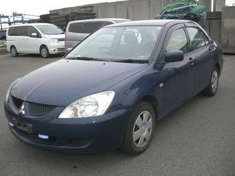 2004 Mitsubishi Lancer Cedia Photos