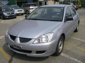 2004 Mitsubishi Lancer Cedia Pictures