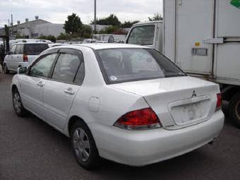 2005 Mitsubishi Lancer Cedia Photos