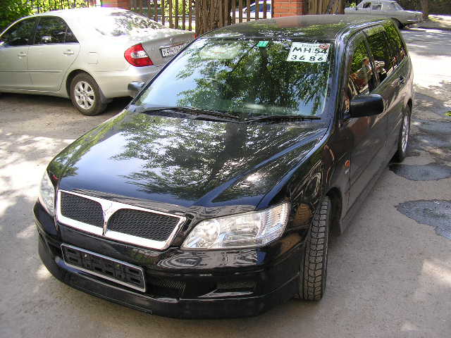 2000 Mitsubishi Lancer Cedia Wagon