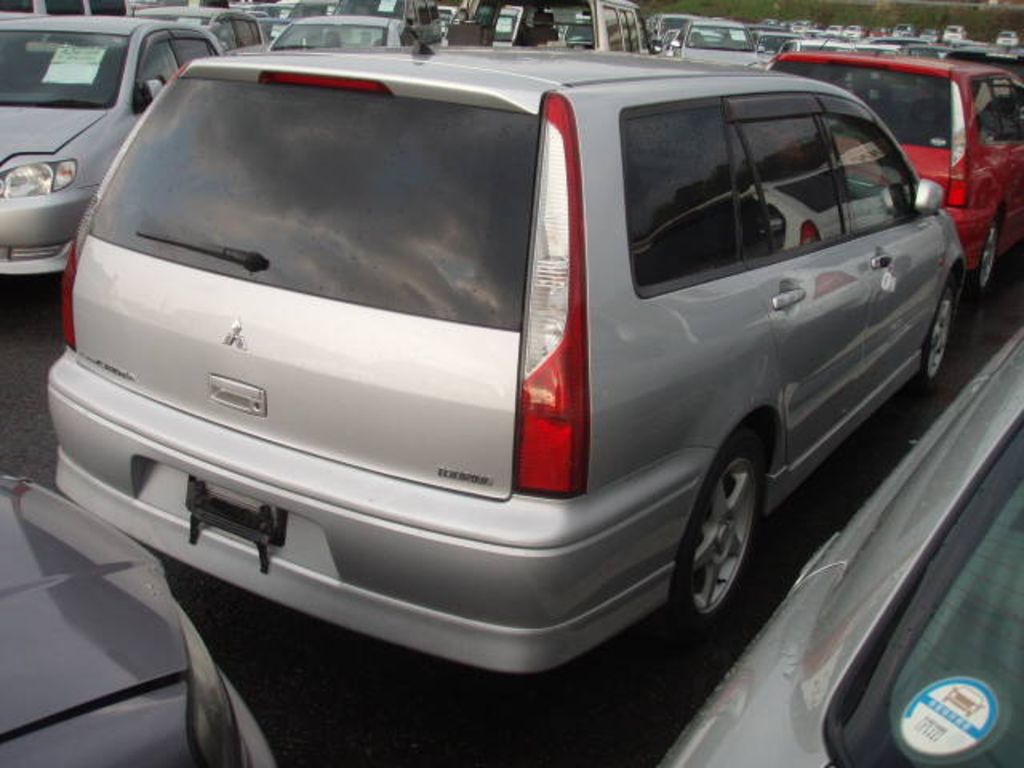 2000 Mitsubishi Lancer Cedia Wagon
