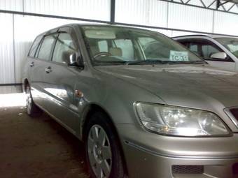 2000 Mitsubishi Lancer Cedia Wagon Images