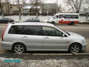 2000 Mitsubishi Lancer Cedia Wagon Photos