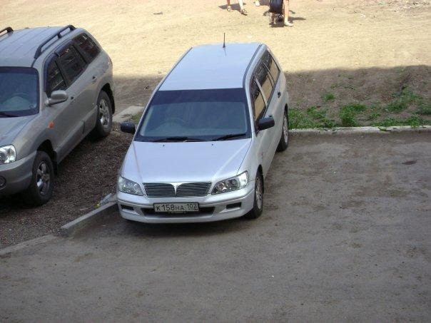 2000 Mitsubishi Lancer Cedia Wagon