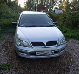 2000 Mitsubishi Lancer Cedia Wagon Photos