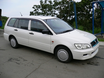 2001 Mitsubishi Lancer Cedia Wagon