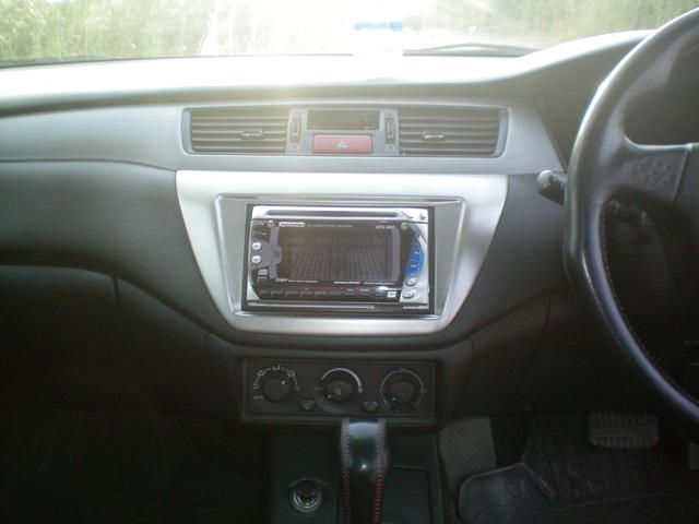 2001 Mitsubishi Lancer Cedia Wagon