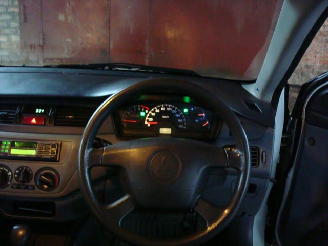 2001 Mitsubishi Lancer Cedia Wagon