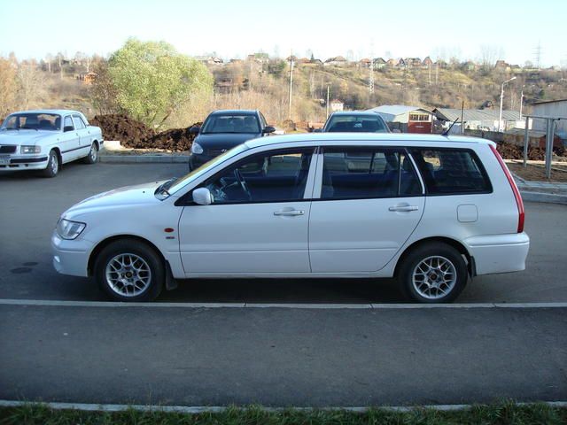 2001 Mitsubishi Lancer Cedia Wagon