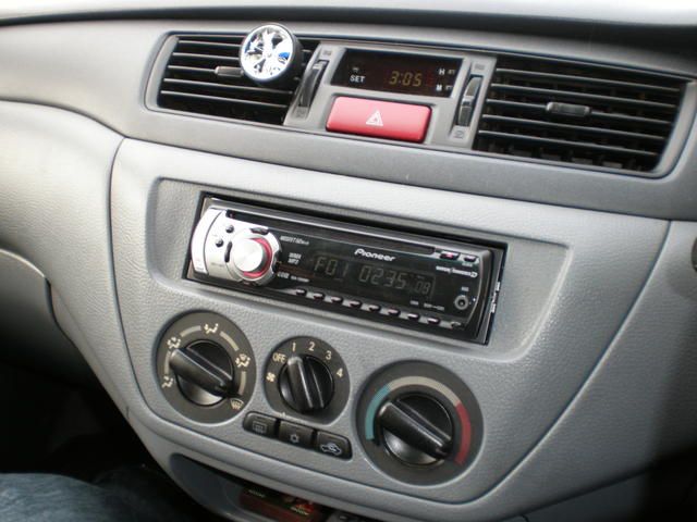 2001 Mitsubishi Lancer Cedia Wagon