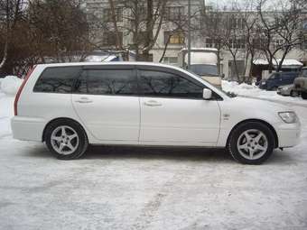 2001 Lancer Cedia Wagon