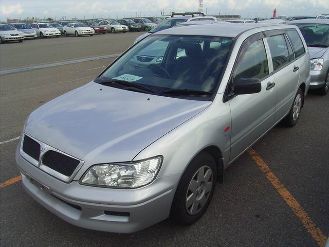 2001 Mitsubishi Lancer Cedia Wagon Images