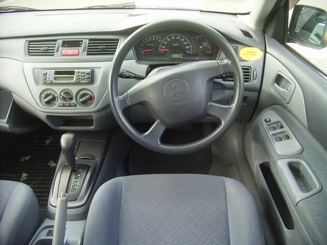 2001 Mitsubishi Lancer Cedia Wagon Pictures