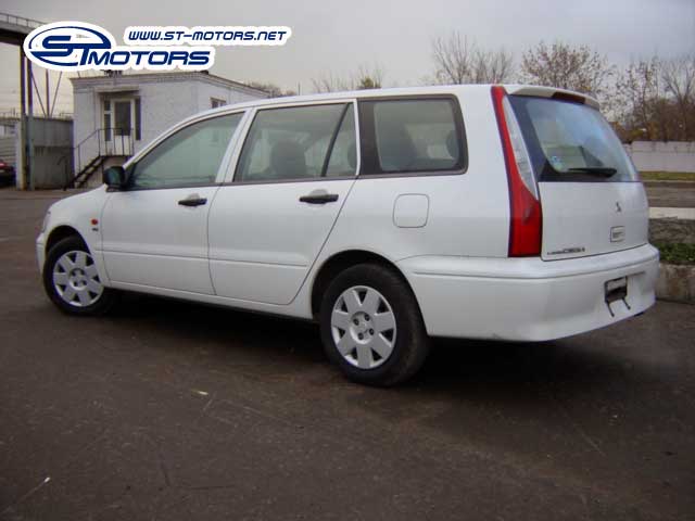 2001 Mitsubishi Lancer Cedia Wagon Images