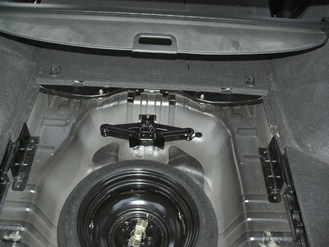 2001 Mitsubishi Lancer Cedia Wagon Pictures
