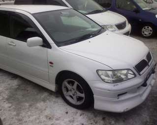 2001 Mitsubishi Lancer Cedia Wagon Photos
